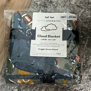 NIB Little Sleepies Touch Time Cloud